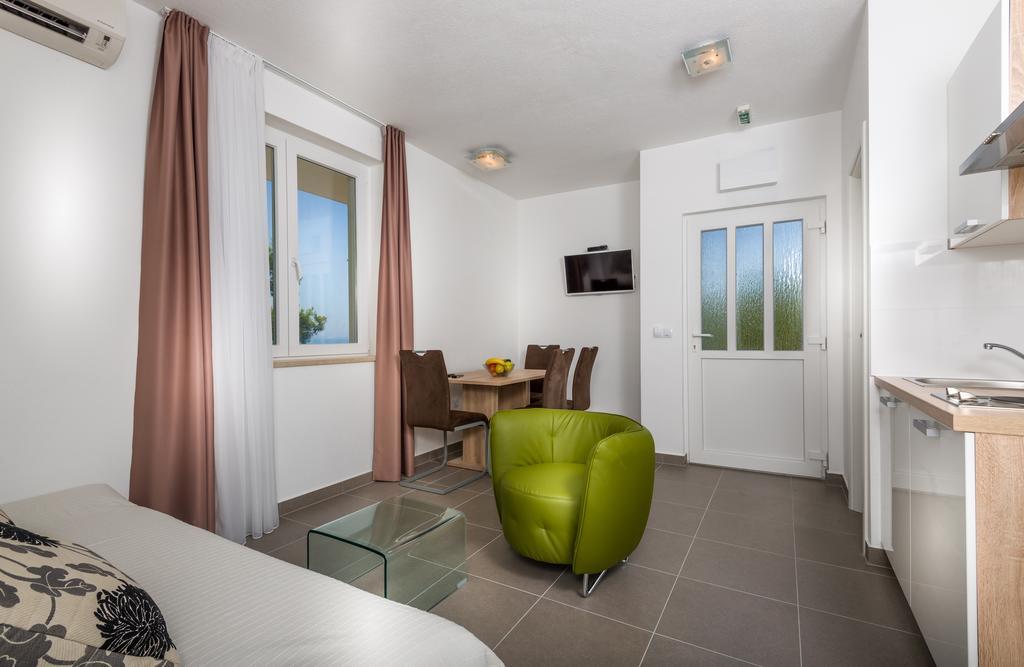 Apartments Domani Omiš Cameră foto